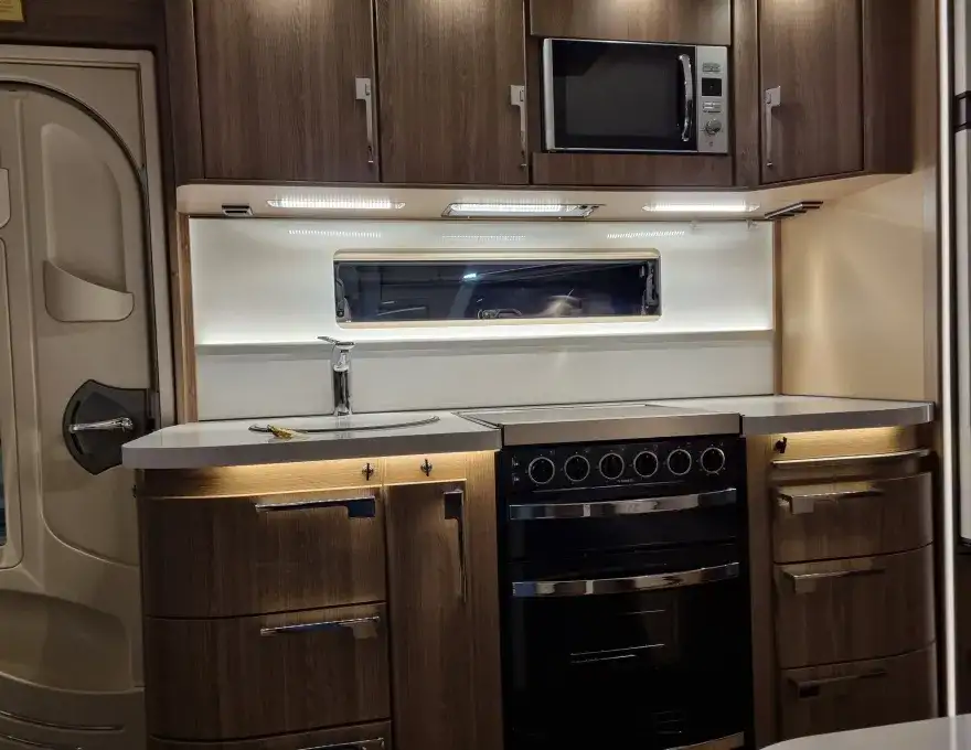 KABE ROYAL 740 GXL KS
