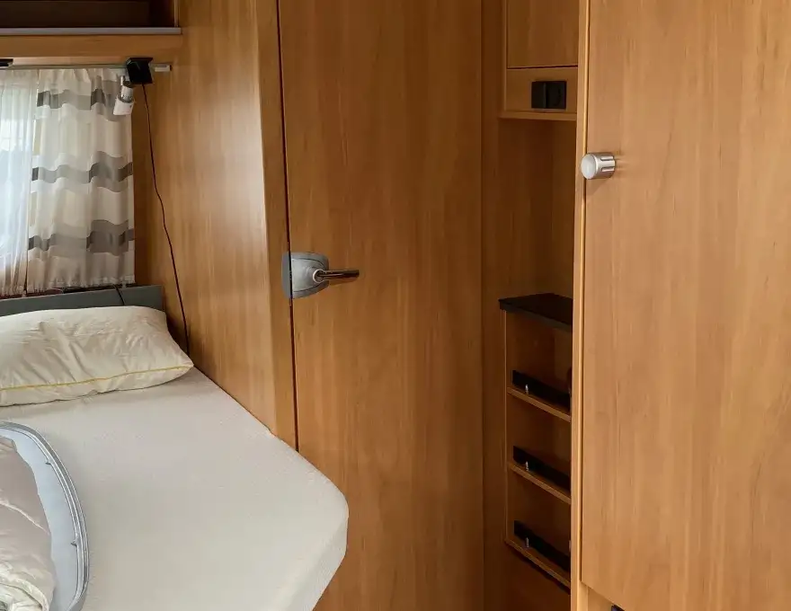 Dethleffs Camper 450 FL | mover - voortent - luifel