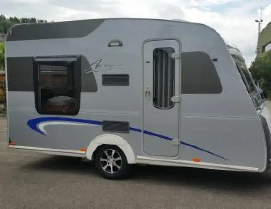 Burstner Averso 410TS Plus - met Hefbed bj.2010