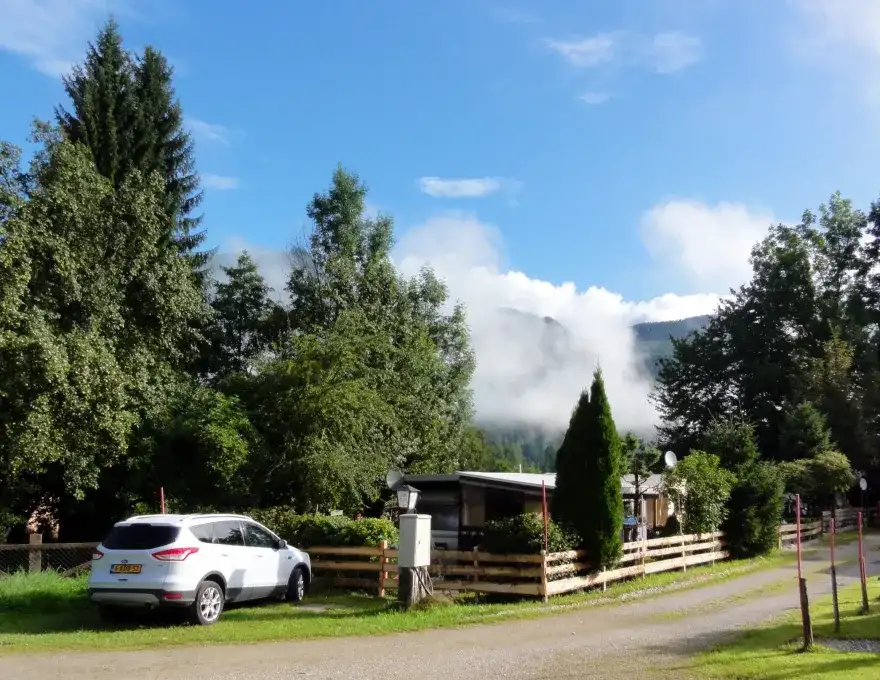 Stacaravan met houten voorbouw in Windischgarsten