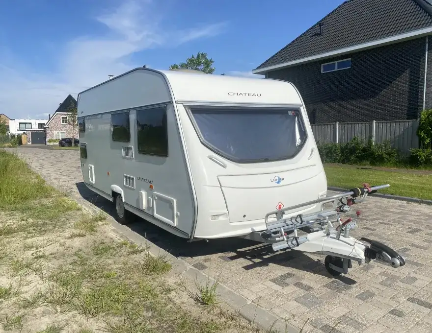 Caravan met airco en stapelbed