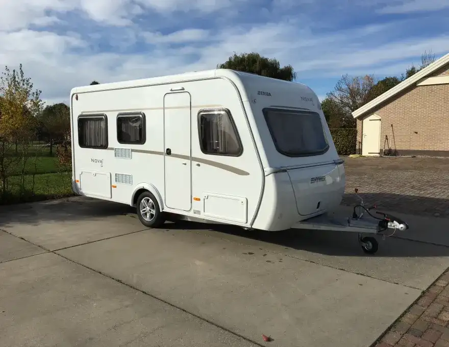 Te koop Eriba Nova Light 425 