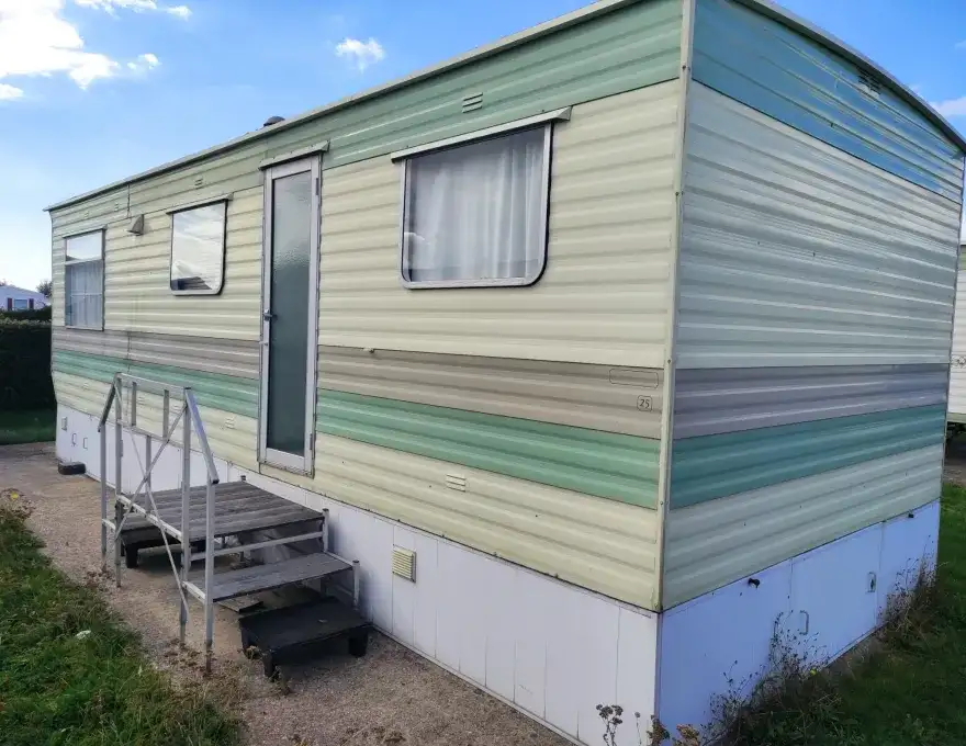 caravan in nog gebruikte staat . We doen die weg om een nieuwe te kopen 