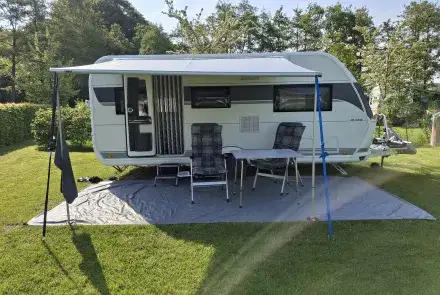 Hobby 495 UL deluxe, mei 2024 - caravan te koop