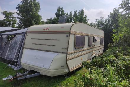 Te koop LMC 685p met kenteken en Walker Atrium 300 voortent - caravan te koop