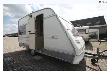 Euroland 380 DD uit 1994, laag totaal gewicht, groot laadgewicht, bed 210 cm lang, vaak te rijden met alleen rijbewijs B - caravan te koop